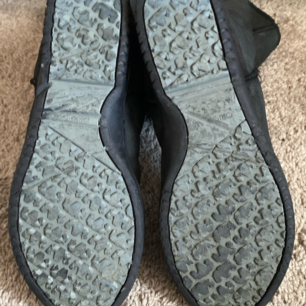 ♥️SOLD♥️Original UGG Australia black Suede Winter Boots - Picture 7 of 17